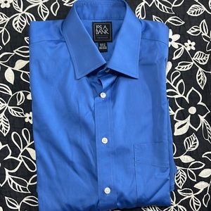 (425)NWOT Mens long sleeve shirt by Jos A Bank. Size 15 1/2–34. Royal blue.